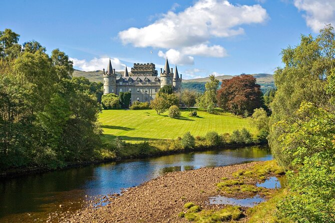 1 Day Castles, West Highlands and Loch Lomond Tour from Edinburgh - Inveraray on Loch Fyne: Lunch Plus Optional Jail Time