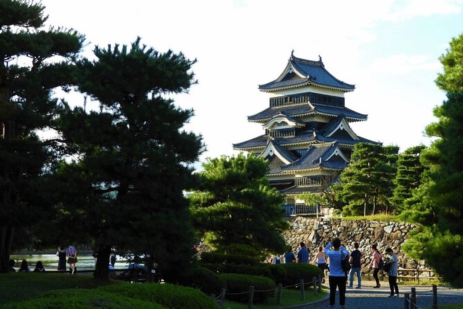1-Day Tour from Nagano and Matsumoto Kamikochi & Matsumoto Castle - Who should book this Nagano-to-Kamikochi day trip