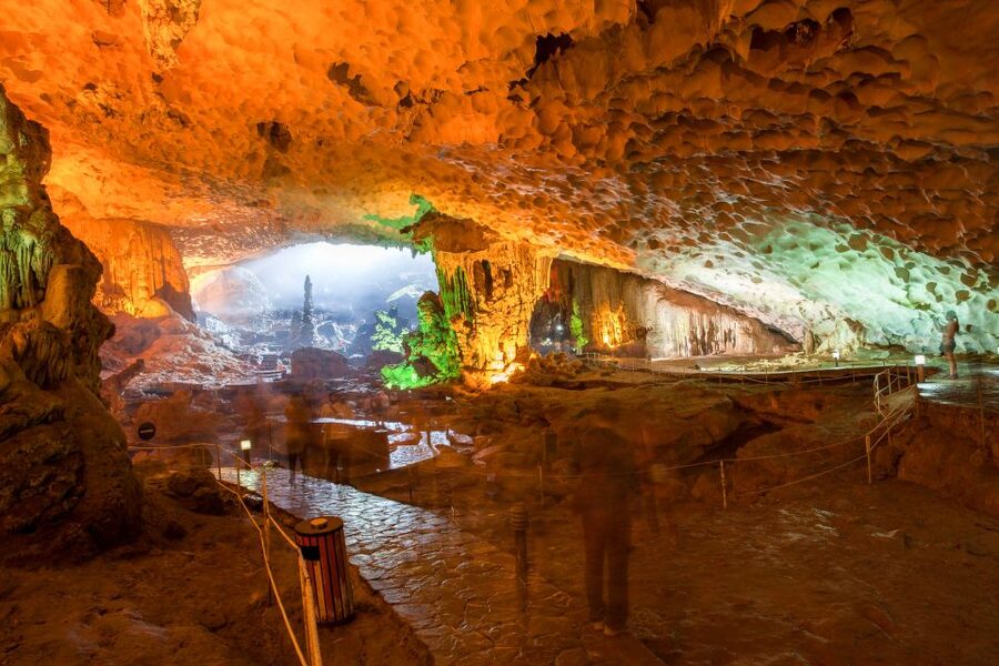 2-Day Royal Palace Ha Long Bay & Ti Top Island Cruise - Weather, Route Changes, and How to Think About the Bay’s Conditions