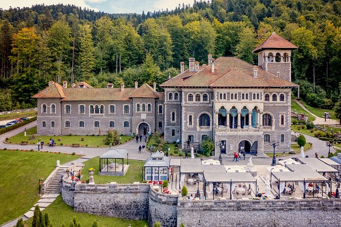 3 Castle:Peles ,Bran,Cantacuzino Tour from Brasov /Hotel pickup - Manastirea Sinaia: a short Orthodox pause (and why 30 minutes is enough)