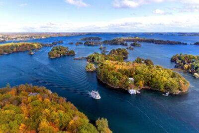 3-Hour 1000 Islands Cruise from Gananoque with views of Boldt Castle - Getting on board: mobile tickets, seating, and what to plan for