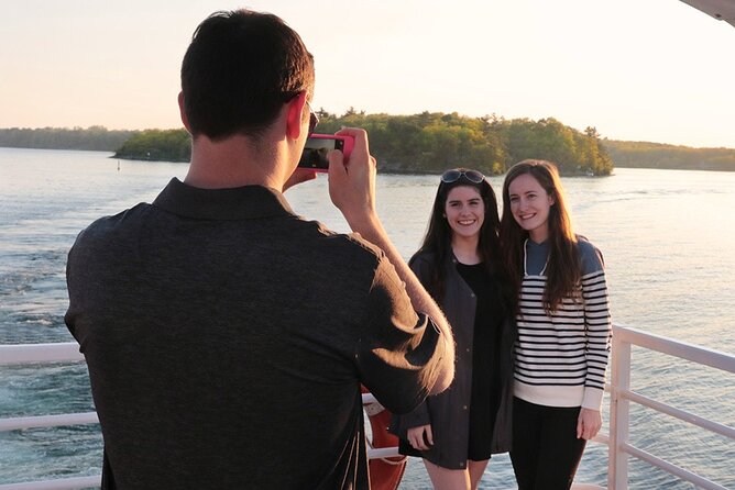 3-Hour 1000 Islands Cruise from Gananoque with views of Boldt Castle - Zavikon Island: the shortest international bridge moment