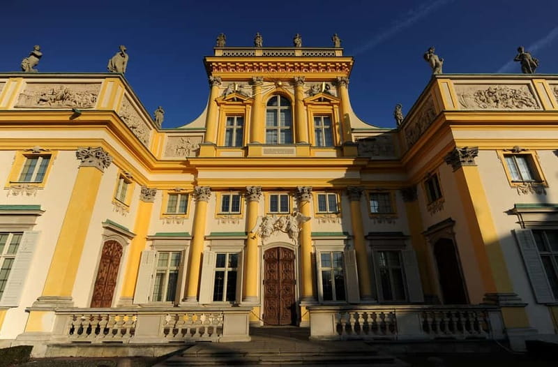 3-hour: Palace of King Jan Sobieski in Wilanow/inc. Pick-up/ - The Baroque garden of Wilanów: more than a stroll