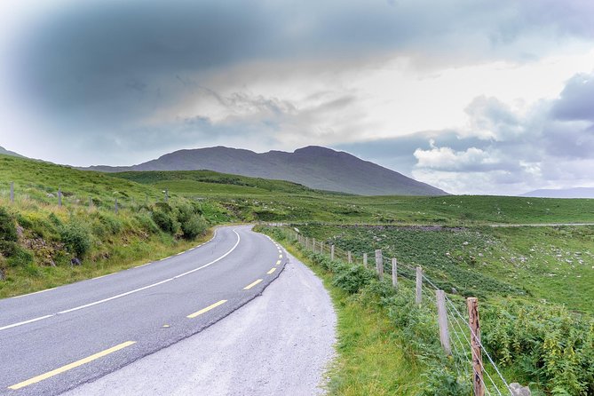 4-Day Blarney Castle, Ring of Kerry, Cliffs of Moher & Connemara - Day 1 Evening in Cobh: Maritime Views Without a Late Night Schedule