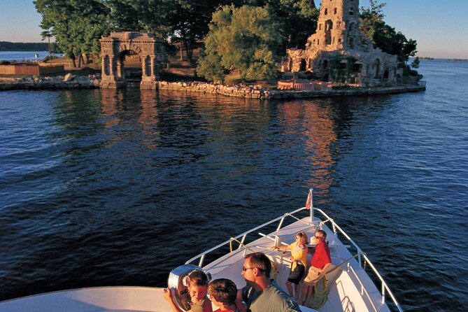 5-Hour 1000 Islands Boldt Castle Stopover Cruise from Gananoque - Meeting in Gananoque and using the 9:30 a.m. start wisely