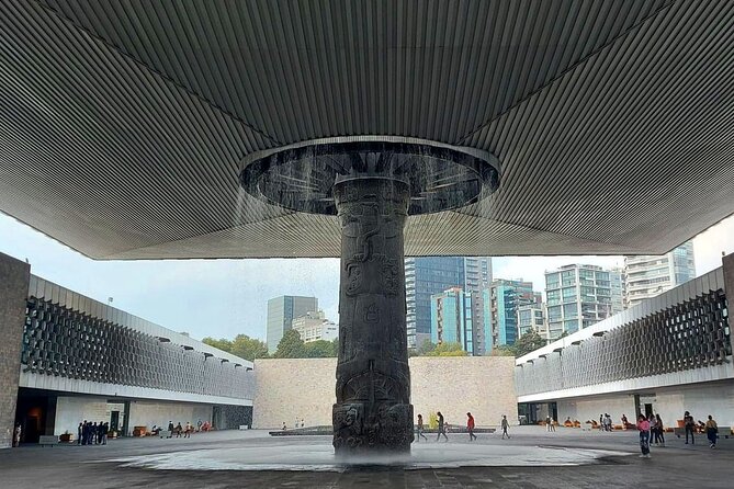 5 Hour Tour through Chapultepec, Anthropology Museum and Castle - Chapultepec Lake along the way: a brief reset before the big museum