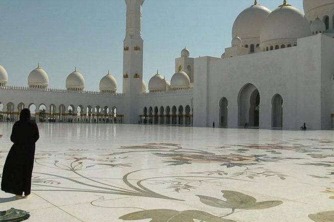 Abu Dhabi City Tour, Emirates Palace, Grand Mosque, Louvre Museum - Miraj Islamic Art Gallery and Emirates Heritage Village for culture without the ticket shock