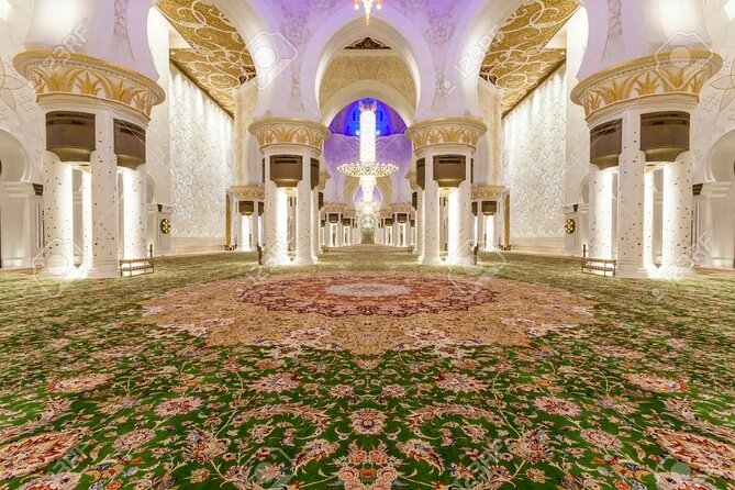 Abu Dhabi City Tour With Presidential Palace Entrance - Guided Tour - How this Abu Dhabi day trip runs from Dubai (and why it feels efficient)