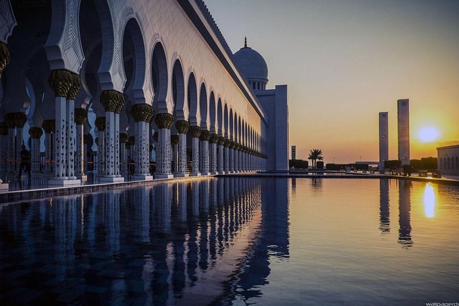 Abu Dhabi Sheikh Zayed Grand Mosque, Louvre, Qasr Al Watan Palace - Start From Dubai at 10:00: The Car Part of the Day