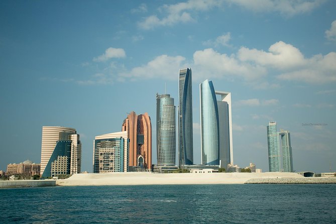 Abu Dhabi Tour from Dubai With Gold Coffee At Emirates Palace - A One-Day Abu Dhabi Plan That Doesn’t Fry Your Brain