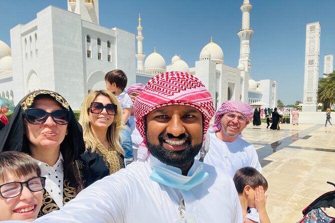 Abu Dhabi Tour Grand Mosque Emirates Palace Heritage Village - Emirates Palace (Mandarin Oriental): a luxury stop with real photo payoff