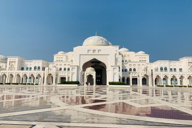Abu Dhabi Tour Grand Mosque Emirates Palace Heritage Village - Emirates Heritage Village and Al Mina Souk: culture plus date shopping