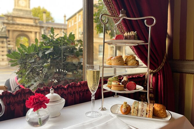 Afternoon Tea at The Rubens at the Palace, Buckingham Palace - Dress Code and Comfort: Making the Most of a Polished Room