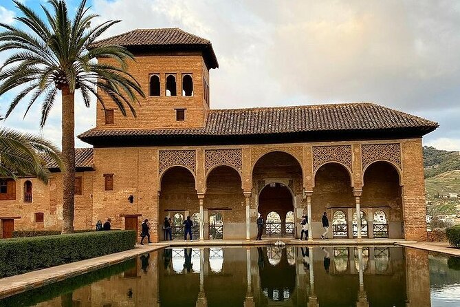 Alhambra Experience – Explore Nasrid Palaces & Generalife Gardens - Alhambra in Granada: why this ticket is worth your time