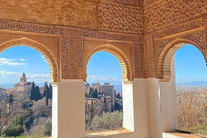 Alhambra Experience – Explore Nasrid Palaces & Generalife Gardens - Generalife Gardens: the most refreshing part of the whole complex