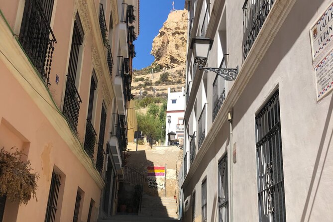 Alicante Highlights Private Tour with Castle - Private tour logistics: how to make sure you don’t lose your day