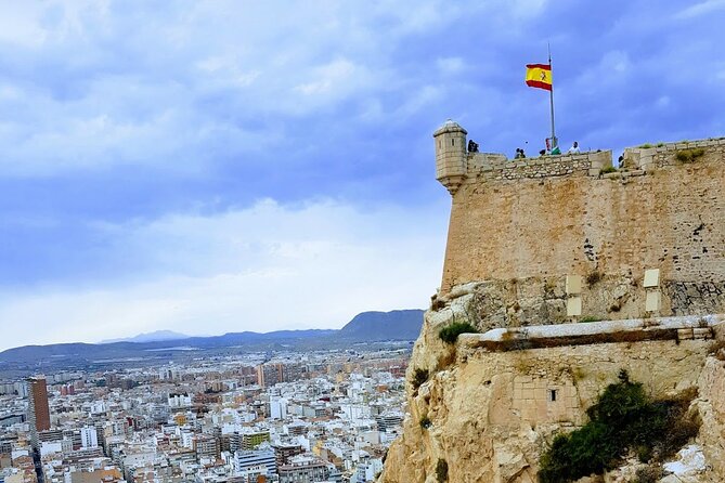 Alicante Highlights Private Tour with Castle - Guides like Enrique and Javier: what “good” looks like here