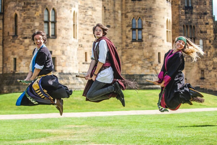 Alnwick: Alnwick Castle Ticket - Food, walking, and the real-world logistics that matter