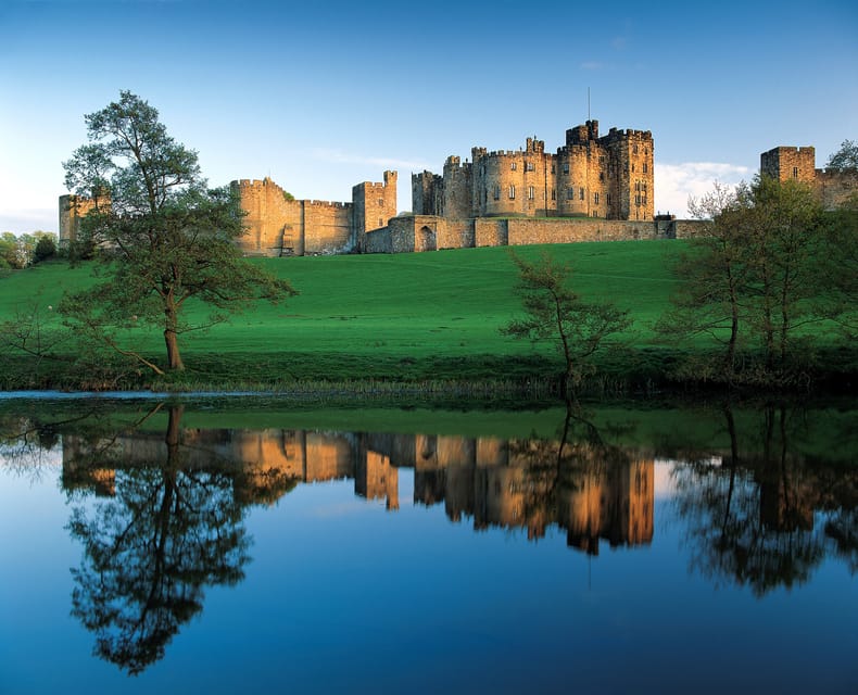 Alnwick: Alnwick Castle Ticket - Museums and exhibitions: castle history you can actually navigate
