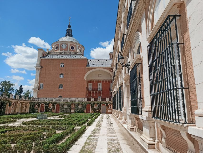 Aranjuez: Royal Palace Guided Tour - A 75-minute palace fix: what the guide actually covers