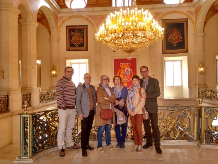 Aranjuez: Royal Palace Guided Tour - Private rooms: Queen’s office and bedroom