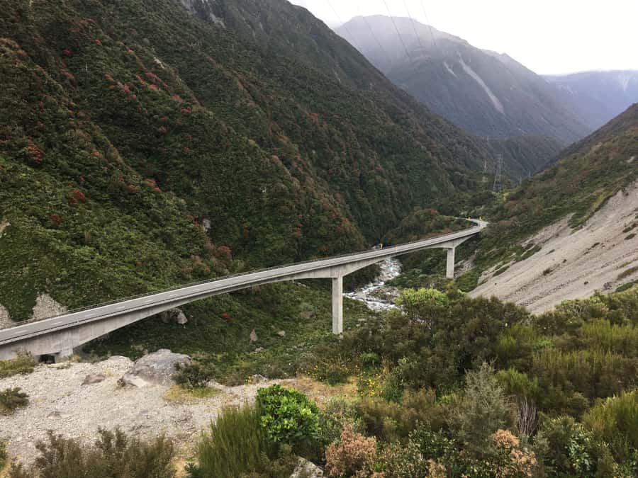 Arthur's Pass: TranzAlpine Train and Castle Hill Day Tour - The return by minibus: why the trip back still feels like part of the day