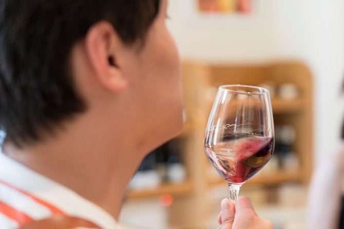 Avignon Walking Tour including Pope's Palace - Wine at the Finish: Côtes du Rhône with a Real Center-Town Feel