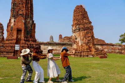 Ayutthaya Summer Palace and Temples Day Tour from Bangkok - Wat Yai Chaimongkhon: the chedi that defines the skyline