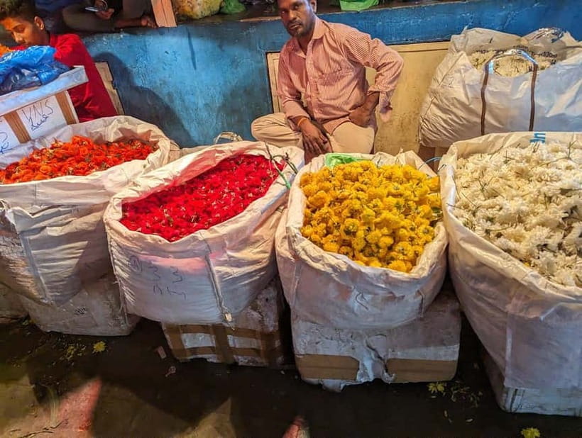 Bangalore: Palace, Temples, Fort & Markets Walking Tour - Key things that make this tour worth your time