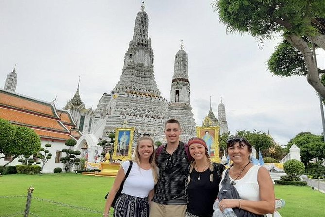 Bangkok City Sightseeing Tour with Grand Palace Private - Private Guide and Hotel Pickup: Why the 9:00am Start Works