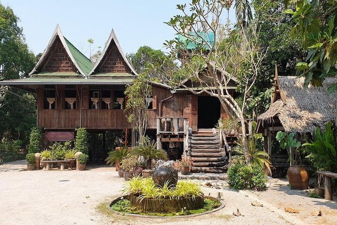 Bangkok Classic 3-Temples With Buffet Lunch Day Tour - Best Fit: Who Should Book This Tour?