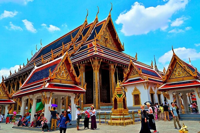 Bangkok Grand Palace and Emerald Buddha Tour - Dress code: the biggest make-or-break detail