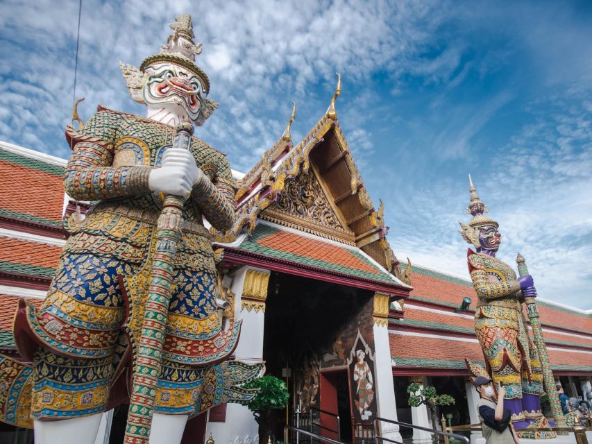 Bangkok: Grand Palace and Wat Arun Guided Walking Tour - Timing, crowds, and comfort: the practical stuff that determines your experience