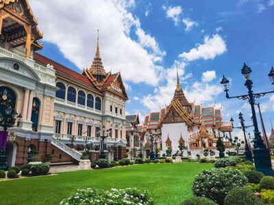 Bangkok: Grand Palace and Wat Phra Kaew Guided Walking Tour - Dress code and heat: the two things that can ruin your day
