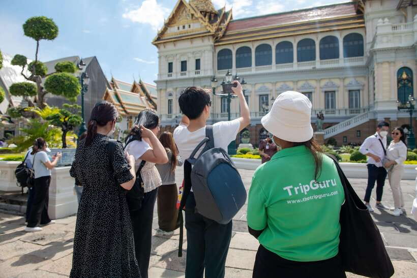 Bangkok: Grand Palace and Wat Phra Kaew Guided Walking Tour - Meeting point, starting times, and the day-of reality