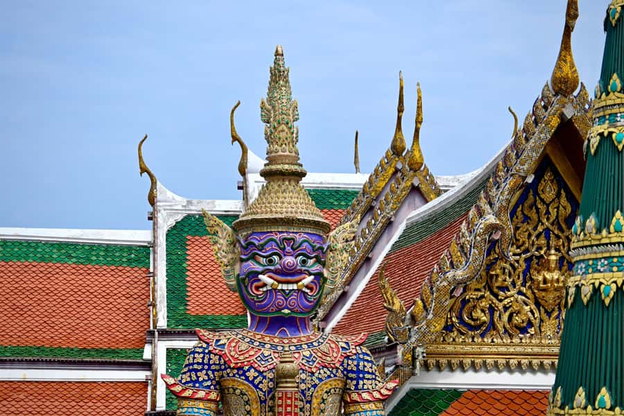 Bangkok: Grand Palace, Wat Pho and Wat Arun - Wat Pho: Reclining Buddha, Shoe-Swap Zones, and Easy Wandering