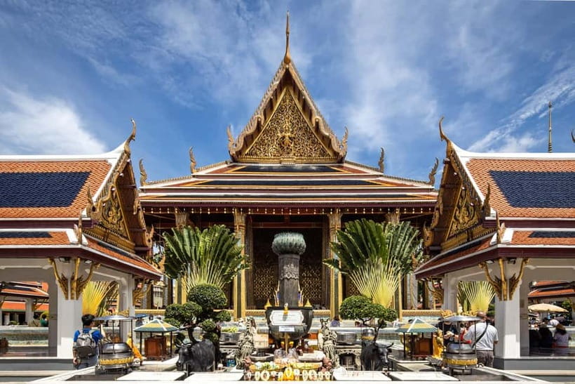 Bangkok: Grand Palace, Wat Pho, Wat Arun Sacred & Local Tour - Who this tour suits best (and who should skip it)