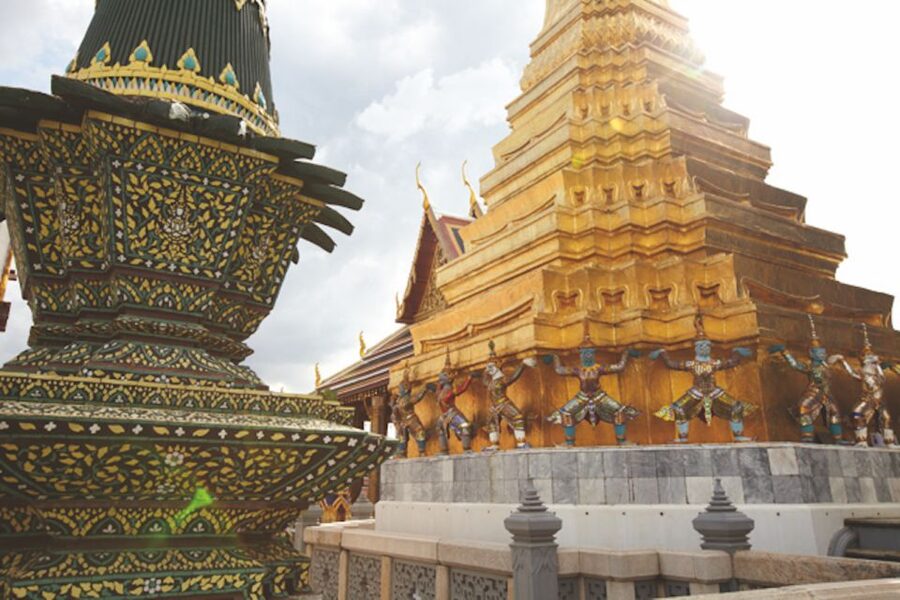 Bangkok: Half-Day Temple and Grand Palace Private Tour - Grand Palace Public Areas: Royal Architecture Still in Use