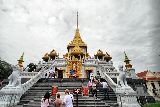 Bangkok Heritage Highlights: Grand Palace & Three Temples Tour - Stop One: Grand Palace (Plus the Rules That Can Catch You)