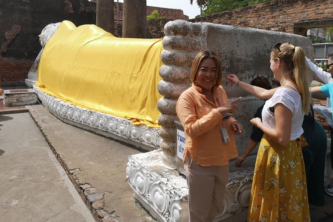 Bangkok: Private Ayutthaya and Bang Pa-In Summer Palace Tour - Bang Pa-In Summer Palace: architecture that mixes worlds