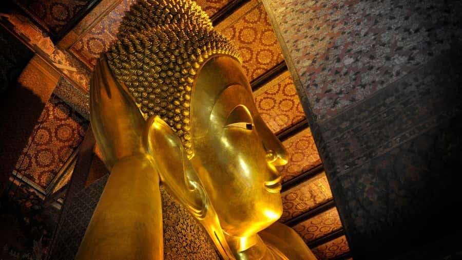 Bangkok: Private Tour Grand Palace, Wat Pho, and Wat Arun - Lunch Breaks and Street Snacks: How the Tour Handles the Midday Energy Shift