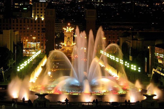 Barcelona Best Views: Old Town, Cable Car and Montjuic Castle - Las Ramblas and Boqueria: where your Barcelona instincts kick in