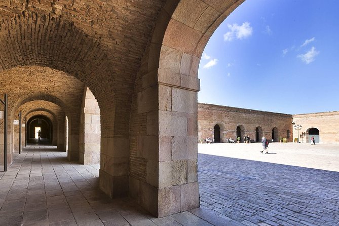 Barcelona Best Views: Old Town, Cable Car and Montjuic Castle - Olympic Barcelona and Miró-area passes: culture with a view