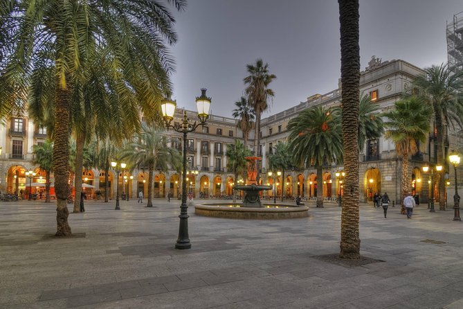 Barcelona Best Views: Old Town, Cable Car and Montjuic Castle - Price, pacing, and the small-group value equation