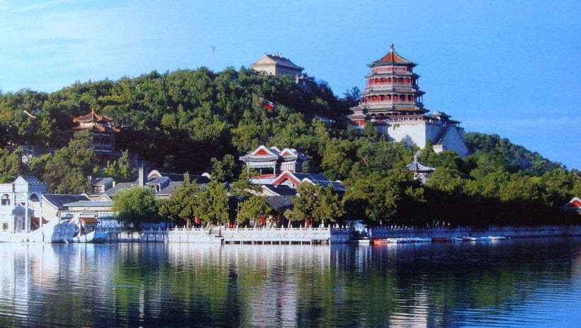 Beijing: Summer Palace Private Tour with Optional Activities - Hotel pickup: subway transfer vs round-trip private car