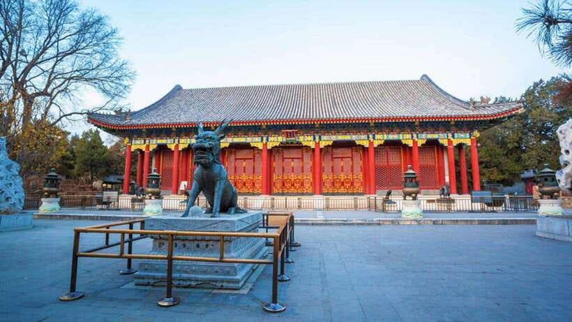 Beijing: Summer Palace Private Tour with Optional Activities - The 5-hour in-depth option: slow down for the lake and inside museums
