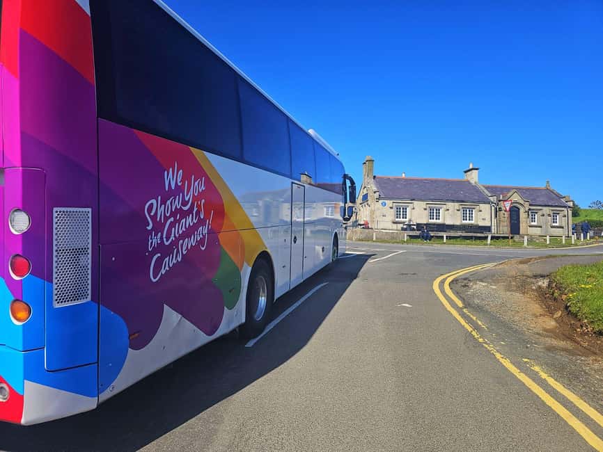 Belfast: Giant's Causeway & Irish Castles Tour -WIFI onboard - Guides, Comfort, and Onboard Wi‑Fi: Why This Day Feels Easy