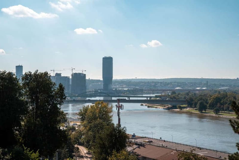 Belgrade: Guided City Tour and Kalemegdan Fortress Visit - Key things to know before you go