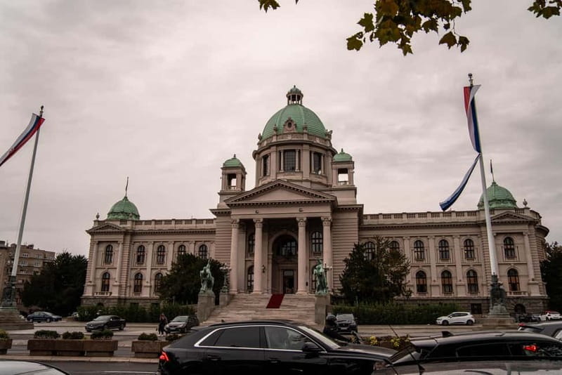 Belgrade: Guided City Tour and Kalemegdan Fortress Visit - Private option: Hotel Moskva and Skadarlija’s cobblestone energy