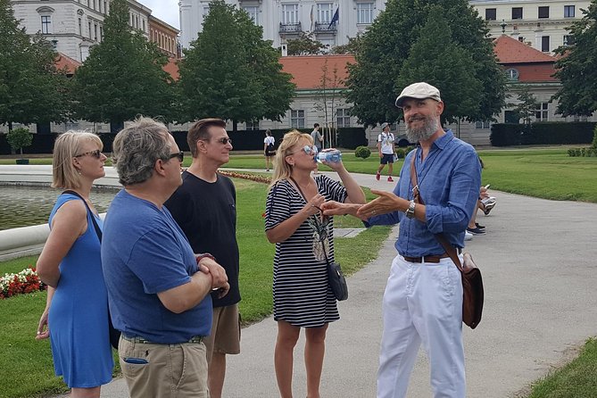Belvedere Palace and Museum Tour - Jardines de Belvedere: where the palace story starts